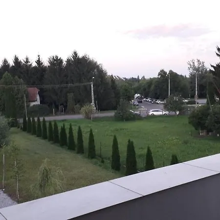 Terrasse 3*